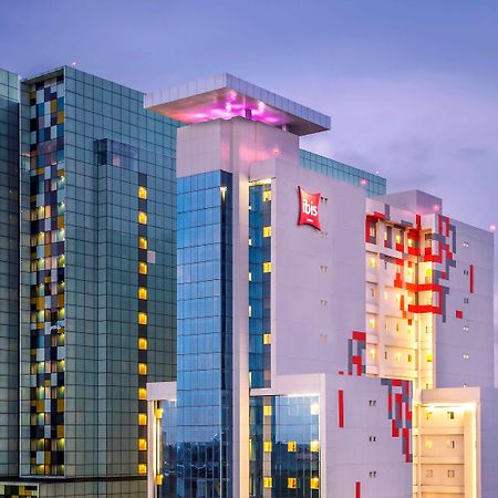 ไอบิส จาการ์ต้า ฮาร์โมนี Hotel จาการ์ตา ภายนอก รูปภาพ