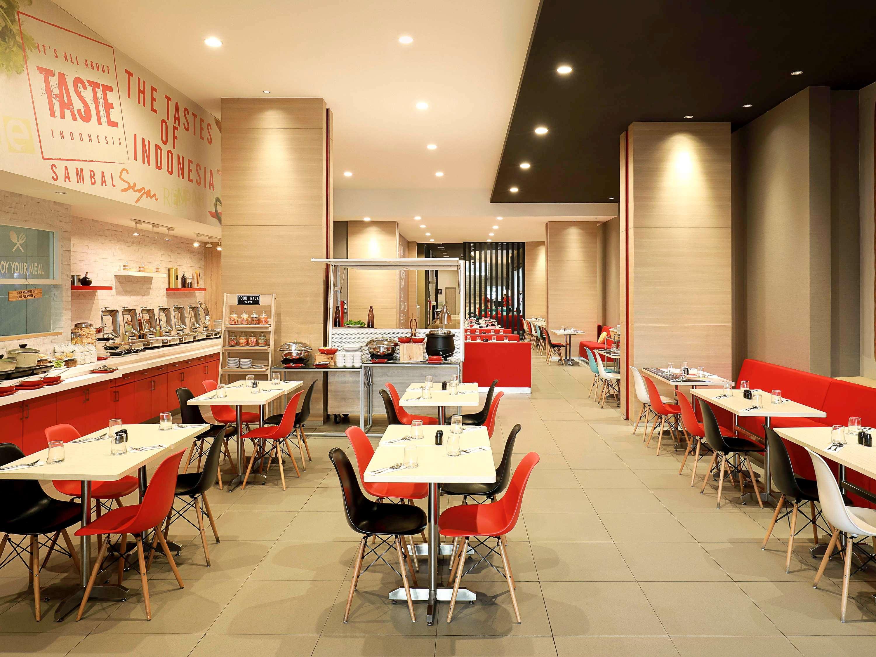 ไอบิส จาการ์ต้า ฮาร์โมนี Hotel จาการ์ตา ภายนอก รูปภาพ