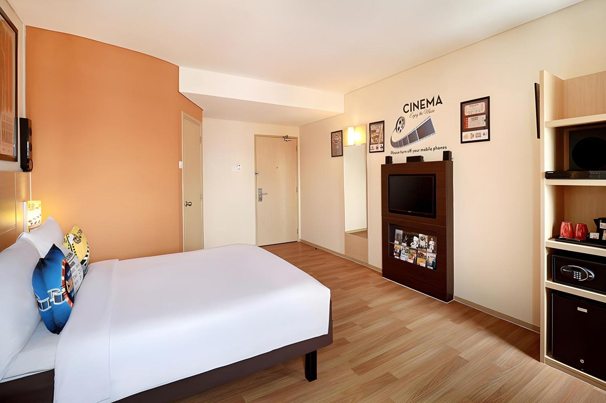 ไอบิส จาการ์ต้า ฮาร์โมนี Hotel จาการ์ตา ภายนอก รูปภาพ